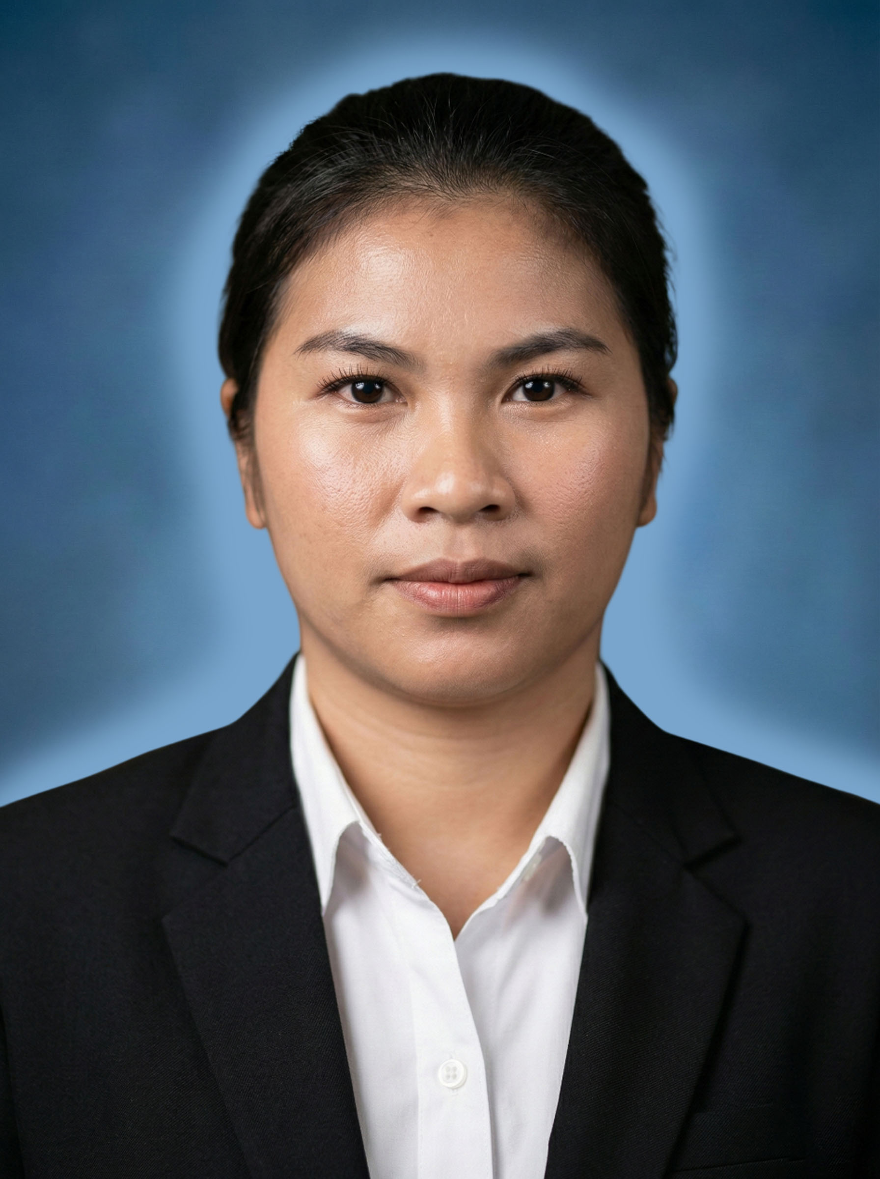 นางสาวปาริฉัตต์ สมุนันต์